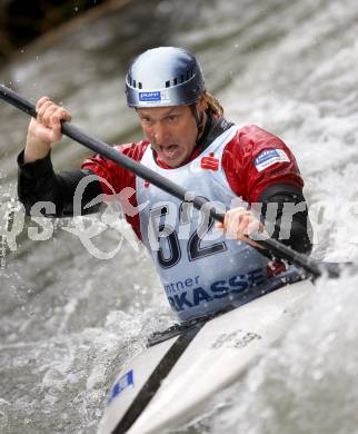 Kaerntner Landesmeisterschaften Wildwasser. Kajak. Gerhard Schmid. Klagenfurt - Gurkerbruecke, 28.9.2008.
Foto: Kuess

---
pressefotos, pressefotografie, kuess, qs, qspictures, sport, bild, bilder, bilddatenbank