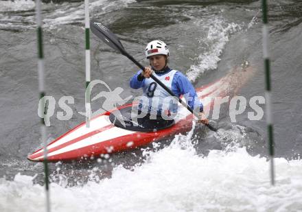Kaerntner Landesmeisterschaften Wildwasser. Kajak. Anna Jerabek. Klagenfurt - Gurkerbruecke, 28.9.2008.
Foto: Kuess

---
pressefotos, pressefotografie, kuess, qs, qspictures, sport, bild, bilder, bilddatenbank