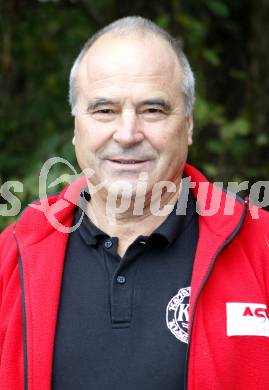 Kaerntner Landesmeisterschaften Wildwasser. Kajak. Obmann Kajakverein Klagenfurt Manfred Pock. Klagenfurt - Gurkerbruecke, 28.9.2008.
Foto: Kuess

---
pressefotos, pressefotografie, kuess, qs, qspictures, sport, bild, bilder, bilddatenbank