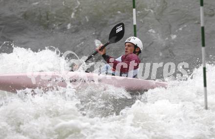 Kaerntner Landesmeisterschaften Wildwasser. Kajak. Jure Meglic (SLO). Klagenfurt - Gurkerbruecke, 28.9.2008.
Foto: Kuess


---
pressefotos, pressefotografie, kuess, qs, qspictures, sport, bild, bilder, bilddatenbank