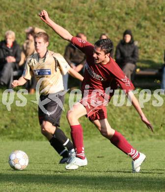 Fussball. Unterliga Ost. DSG Sele/Zell gegen Globasnitz. Kelih Martin (Zell), Kowatsch Peter (Globasnitz). Zell, 28.9.2008.
Foto: Kuess Nadja
---
pressefotos, pressefotografie, kuess, qs, qspictures, sport, bild, bilder, bilddatenbank