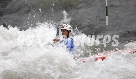 Kaerntner Landesmeisterschaften Wildwasser. Kajak. Anna Jerabek. Klagenfurt - Gurkerbruecke, 28.9.2008.
Foto: Kuess

---
pressefotos, pressefotografie, kuess, qs, qspictures, sport, bild, bilder, bilddatenbank