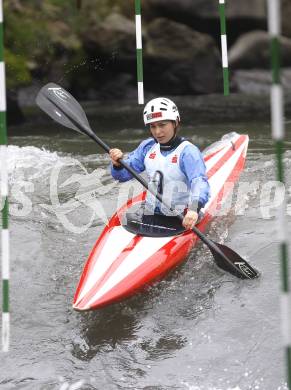 Kaerntner Landesmeisterschaften Wildwasser. Kajak. Anna Jerabek. Klagenfurt - Gurkerbruecke, 28.9.2008.
Foto: Kuess

---
pressefotos, pressefotografie, kuess, qs, qspictures, sport, bild, bilder, bilddatenbank