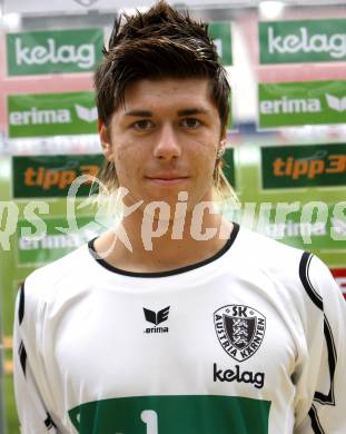 Fussball Bundesliga. SK Austria Kaernten Akademie U19. BNZ. Bundesnachwuchszentrum. Raphael Regenfelder. Klagenfurt, am 16.9.2008.
Foto: Kuess 
---
pressefotos, pressefotografie, kuess, qs, qspictures, sport, bild, bilder, bilddatenbank