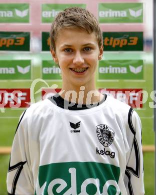 Fussball Bundesliga. Fussballakademie SK Austria Kaernten U15. BNZ. Bundesnachwuchszentrum. Lukas Rabitsch. Klagenfurt, am 16.9.2008.
Foto: Kuess 
---
pressefotos, pressefotografie, kuess, qs, qspictures, sport, bild, bilder, bilddatenbank