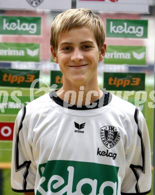 Fussball Bundesliga. Fussballakademie SK Austria Kaernten U15. BNZ. Bundesnachwuchszentrum. Fabian Schubert. Klagenfurt, am 16.9.2008.
Foto: Kuess 
---
pressefotos, pressefotografie, kuess, qs, qspictures, sport, bild, bilder, bilddatenbank