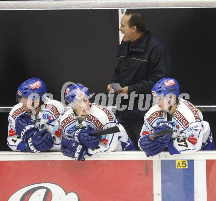 EBEL.  Eishockey Bundesliga. EC Pasut VSV gegen HC TWK Innsbruck. Trainer Larry Huras (VSV). Villach, am 30.9.2008.
Foto: Kuess

---
pressefotos, pressefotografie, kuess, qs, qspictures, sport, bild, bilder, bilddatenbank