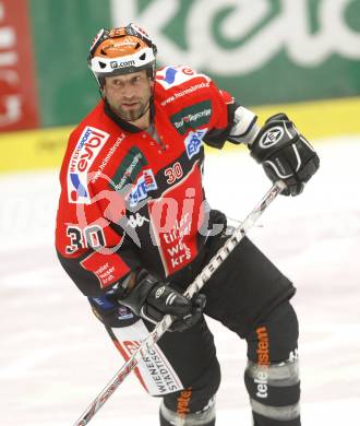 EBEL.  Eishockey Bundesliga. EC Pasut VSV gegen HC TWK Innsbruck. Herbert Hohenberger (Innsbruck). Villach, am 30.9.2008.
Foto: Kuess

---
pressefotos, pressefotografie, kuess, qs, qspictures, sport, bild, bilder, bilddatenbank