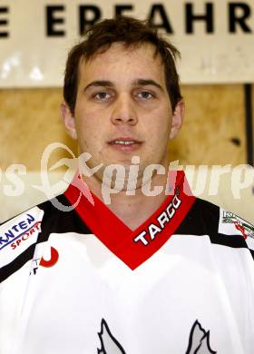 Eishockey Oberliga. Tarco Woelfe. Christoph Felsberger. Klagenfurt, am 1.10.2008.
Foto: Kuess

---
pressefotos, pressefotografie, kuess, qs, qspictures, sport, bild, bilder, bilddatenbank