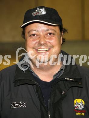 Eishockey Oberliga. Tarco Woelfe. Wolfgang Trannacher Obmann Stv. . Klagenfurt, am 1.10.2008.
Foto: Kuess

---
pressefotos, pressefotografie, kuess, qs, qspictures, sport, bild, bilder, bilddatenbank