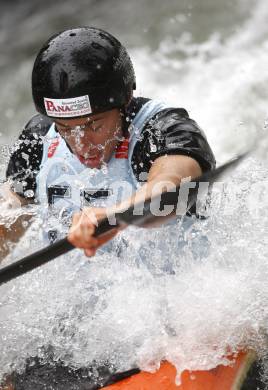 Kaerntner Landesmeisterschaften Wildwasser. Kajak. Manuel Filzwieser (AUT). Klagenfurt - Gurkerbruecke, 28.9.2008.
Foto: Kuess


---
pressefotos, pressefotografie, kuess, qs, qspictures, sport, bild, bilder, bilddatenbank