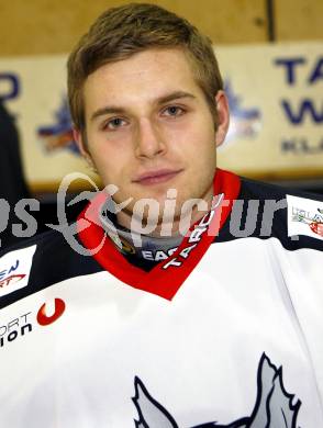 Eishockey Oberliga. Tarco Woelfe. Maximilian Orgonyi. Klagenfurt, am 1.10.2008.
Foto: Kuess

---
pressefotos, pressefotografie, kuess, qs, qspictures, sport, bild, bilder, bilddatenbank