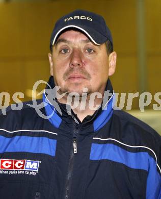 Eishockey Oberliga. Tarco Woelfe. Bojan Magazin Trainer. Klagenfurt, am 1.10.2008.
Foto: Kuess

---
pressefotos, pressefotografie, kuess, qs, qspictures, sport, bild, bilder, bilddatenbank