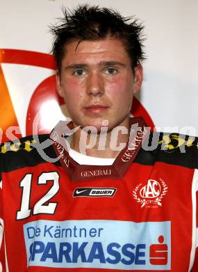 EBEL.  Eishockey Bundesliga. KAC U20. Gerald Lungkofler. Klagenfurt, am 10.10.2008.
Foto: Kuess

---
pressefotos, pressefotografie, kuess, qs, qspictures, sport, bild, bilder, bilddatenbank