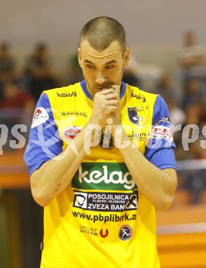 Volleyball. MEVZA. Aich/Dob gegen Kaposvar. Ivo Kenderov (Aich). Prevalje, 11.10.2008.
Foto: Kuess

---
pressefotos, pressefotografie, kuess, qs, qspictures, sport, bild, bilder, bilddatenbank