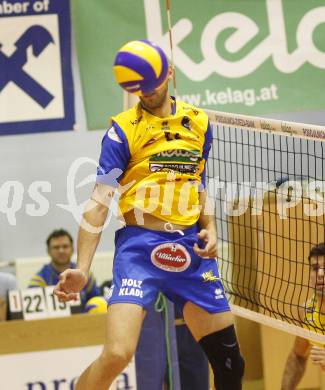 Volleyball. MEVZA. Aich/Dob gegen Kaposvar. BENCIC Martin  (Aich). Prevalje, 11.10.2008.
Foto: Kuess

---
pressefotos, pressefotografie, kuess, qs, qspictures, sport, bild, bilder, bilddatenbank