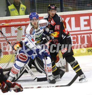 EBEL. Eishockey Bundesliga. EC VSV gegen EV Vienna Capitals. Jonathan Ferland (VSV), Mario Altmann (Vienna). Villach, am 17.10.2008.
Foto: Kuess

---
pressefotos, pressefotografie, kuess, qs, qspictures, sport, bild, bilder, bilddatenbank