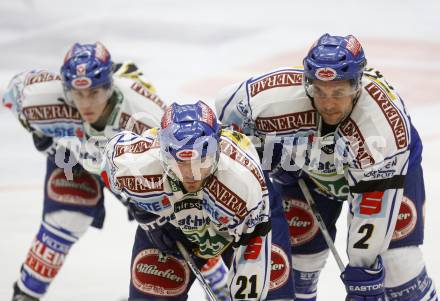 EBEL. Eishockey Bundesliga. EC VSV gegen EV Vienna Capitals. Nikolas Petrik, Darell Scoville (VSV). Villach, am 17.10.2008.
Foto: Kuess

---
pressefotos, pressefotografie, kuess, qs, qspictures, sport, bild, bilder, bilddatenbank