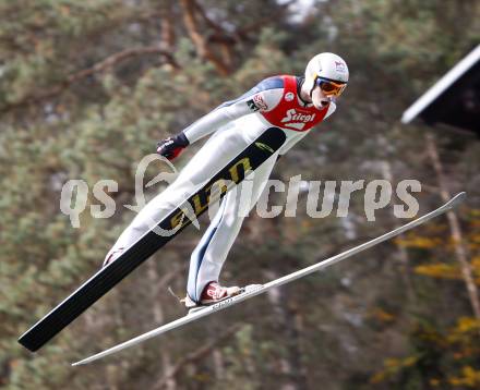 Schispringen. Oesterreichische Meisterschaften 2008. Matija Druml. Villach, 18.10.2008
Foto: Kuess

---
pressefotos, pressefotografie, kuess, qs, qspictures, sport, bild, bilder, bilddatenbank
