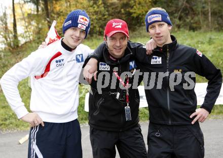 Schispringen. Oesterreichische Meisterschaften 2008. Thomas Morgenstern, Alexander Pointner (Trainer), Martin Koch. Villach, 18.10.2008
Foto: Kuess

---
pressefotos, pressefotografie, kuess, qs, qspictures, sport, bild, bilder, bilddatenbank