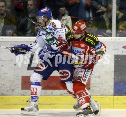 EBEL. Eishockey Bundesliga. EC KAC gegen EC VSV. KIRISITS Johannes (KAC), LANZINGER Guenther (VSV). Klagenfurt, am 19.10.2008.
Foto: Kuess

---
pressefotos, pressefotografie, kuess, qs, qspictures, sport, bild, bilder, bilddatenbank