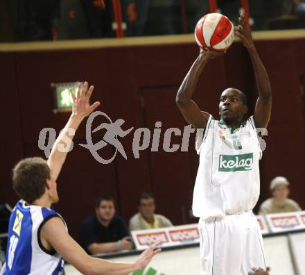 Basketball Bundesliga. Woerthersee Piraten gegen UBSC Graz. Brandon Hartley (Piraten).  Klagenfurt, 29.10.2008
Foto: Kuess

---
pressefotos, pressefotografie, kuess, qs, qspictures, sport, bild, bilder, bilddatenbank