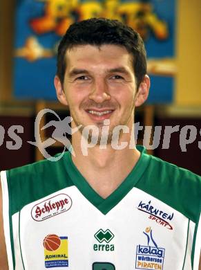 Basketball Bundesliga. Woerthersee Piraten. Selmir Husanovic.  Klagenfurt, 29.10.2008
Copyright Kuess

---
pressefotos, pressefotografie, kuess, qs, qspictures, sport, bild, bilder, bilddatenbank