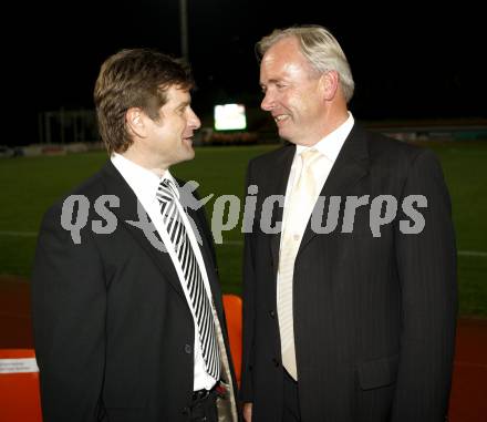 Fussball Regionalliga. SK St. Andrae/Lavanttal. Stadioneroeffnung Lavanttal Arena. Landeshauptmann Gerhard Doerfler,  Dietmar Riegler. Wolfsberg, am 31.10.2008.
Foto: Kuess

---
pressefotos, pressefotografie, kuess, qs, qspictures, sport, bild, bilder, bilddatenbank