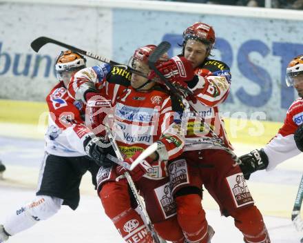 EBEL. Eishockey Bundesliga. KAC gegen HC TWK Innsbruck, Die Haie.  Sean Brown, Christoph Brandner, (KAC),  Daniel Woger (Innsbruck). Klagenfurt, am 17.2.2009.
Foto: Kuess 

---
pressefotos, pressefotografie, kuess, qs, qspictures, sport, bild, bilder, bilddatenbank