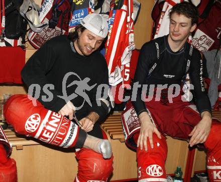 EBEL. Eishockey Bundesliga. Christoph Harand, Paul Schellander (KAC). Klagenfurt, am 22.2.2009.
Foto: Kuess
---
pressefotos, pressefotografie, kuess, qs, qspictures, sport, bild, bilder, bilddatenbank