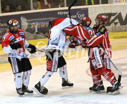 EBEL. Eishockey Bundesliga. KAC gegen HC TWK Innsbruck.  Rauferei, Schlaegerei,  GEIER Manuel, SCHNEIDER Andrew (KAC), SALFI Kent, UNTERLUGGAUER Gerhard (Innsbruck). Klagenfurt, am 22.2.2009.
Foto: Kuess 

---
pressefotos, pressefotografie, kuess, qs, qspictures, sport, bild, bilder, bilddatenbank