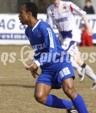 Fussball Regionalliga. SAK gegen FC Blau Weiss Linz. Duru Valentine (Linz). Klagenfurt, am 14.3.2009.
Foto: Kuess
---
pressefotos, pressefotografie, kuess, qs, qspictures, sport, bild, bilder, bilddatenbank