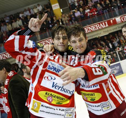 EBEL. Eishockey Bundesliga. KAC gegen EC Salzburg. Jubel Meister KAC, HERBURGER Raphael, HUNDERTPFUND Thomas. Klagenfurt, am 5.4.2009.
Foto: Kuess 

---
pressefotos, pressefotografie, kuess, qs, qspictures, sport, bild, bilder, bilddatenbank