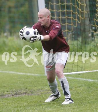 Fussball Unterliga Ost. DSG Sele Zell gegen FC Welzenegg. Philipp Rakuschek  (Zell). Zell, am 30.5.2009.
Foto: Kuess
---
pressefotos, pressefotografie, kuess, qs, qspictures, sport, bild, bilder, bilddatenbank