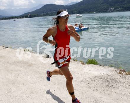 Ironman. Triathlon. Schwimmen, Radfahren, Laufen. Ironman Austria. Veronika Hauke (AUT). KLagenfurt, am 5.7.2009.
Foto: Kuess

---
pressefotos, pressefotografie, kuess, qs, qspictures, sport, bild, bilder, bilddatenbank