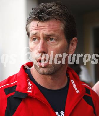 Fussball. Testspiel. SK Austria Kaernten gegen Eintracht Frankfurt. Trainer Michael Skibbe  (Frankfurt). Hermagor, 20.7.2009.
Foto: Kuess
---
pressefotos, pressefotografie, kuess, qs, qspictures, sport, bild, bilder, bilddatenbank