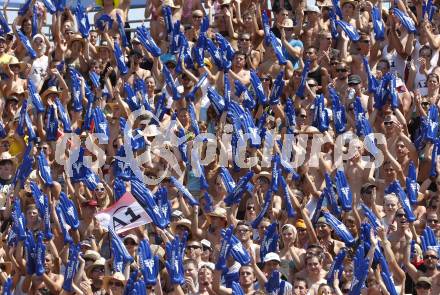 Beachvolleyball Grand Slam. Fans. Klagenfurt, am 1.8.2009.
Foto: Kuess
---
pressefotos, pressefotografie, kuess, qs, qspictures, sport, bild, bilder, bilddatenbank