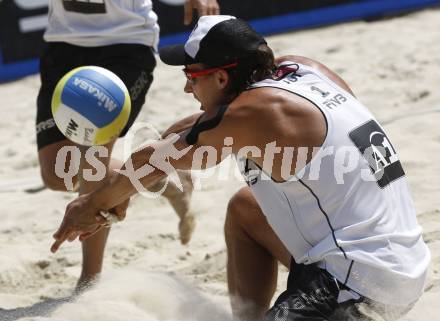 Beachvolleyball Grand Slam. Florian Gosch (AUT). Klagenfurt, am 1.8.2009.
Foto: Kuess
---
pressefotos, pressefotografie, kuess, qs, qspictures, sport, bild, bilder, bilddatenbank