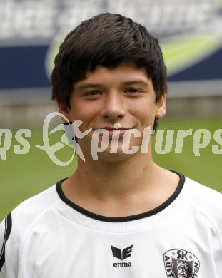 Fussball Bundesliga. SK Austria Kaernten Akademie U16. BNZ. Bundesnachwuchszentrum. Andreas Schawarz. Klagenfurt, am 4.8.2009.
Foto: Kuess
---
pressefotos, pressefotografie, kuess, qs, qspictures, sport, bild, bilder, bilddatenbank