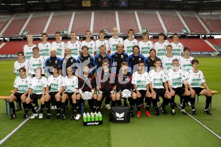 Fussball Bundesliga. SK Austria Kaernten Akademie U17. BNZ. Bundesnachwuchszentrum. 1. Reihe v.l. Schrammel Daniel, Kamnig Konstantin, Dlopst Andreas, Tschofen Mathias, Avila Tonatiuh, Santner Wilhelm, Reiter Lukas, Brdjanovic Enes, Hartlieb Marco, Puschl Kevin, Groinig Christian; 2. Reihe v.l. Malle Manuel, Tschemernjak Michael, Gruber Sabine, Krenz Peter, Stoxreiter Guenther, Grassler Herbert, Woschitz Anton, Sussitz Bernhard, Sommerauer Karl, Mandzic Aner, Egger Mario;  3. Reihe v.l. Miesenboeck Fabian, Gangl Matthias, Einspieler Gerfried, Hafner Michael, Reichmann Christof, Ritscher Maximilian, Schubert Fabian, Maric Petar, Barbaric Ivan, Egger Manuel, Wulz Daniel. Klagenfurt, am 4.8.2009.
Foto: Kuess
---
pressefotos, pressefotografie, kuess, qs, qspictures, sport, bild, bilder, bilddatenbank