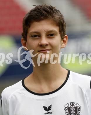 Fussball Bundesliga. SK Austria Kaernten Akademie U17. BNZ. Bundesnachwuchszentrum. Matthias Gangl. Klagenfurt, am 4.8.2009.
Foto: Kuess
---
pressefotos, pressefotografie, kuess, qs, qspictures, sport, bild, bilder, bilddatenbank