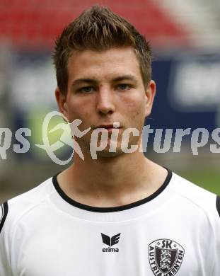 Fussball Bundesliga. SK Austria Kaernten Akademie U19. BNZ. Bundesnachwuchszentrum. Matthias Wrienz. Klagenfurt, am 4.8.2009.
Foto: Kuess
---
pressefotos, pressefotografie, kuess, qs, qspictures, sport, bild, bilder, bilddatenbank
