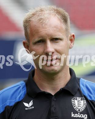 Fussball Bundesliga. SK Austria Kaernten Akademie U16. BNZ. Bundesnachwuchszentrum. Roman Stary. Klagenfurt, am 4.8.2009.
Foto: Kuess
---
pressefotos, pressefotografie, kuess, qs, qspictures, sport, bild, bilder, bilddatenbank