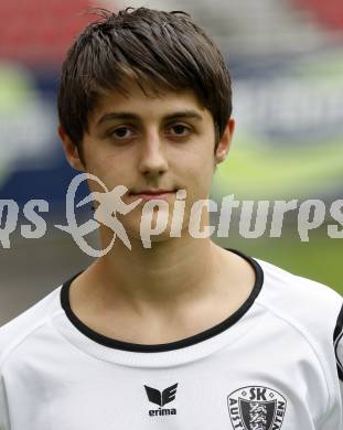Fussball Bundesliga. SK Austria Kaernten Akademie U17. BNZ. Bundesnachwuchszentrum. Christian Groinig. Klagenfurt, am 4.8.2009.
Foto: Kuess
---
pressefotos, pressefotografie, kuess, qs, qspictures, sport, bild, bilder, bilddatenbank