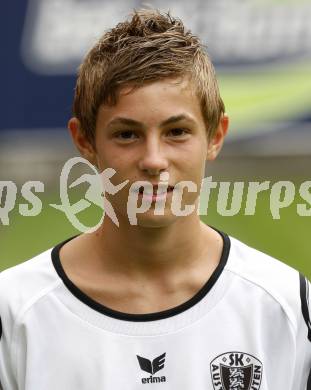 Fussball Bundesliga. SK Austria Kaernten Akademie U17. BNZ. Bundesnachwuchszentrum. Konstantin Kamnig. Klagenfurt, am 4.8.2009.
Foto: Kuess
---
pressefotos, pressefotografie, kuess, qs, qspictures, sport, bild, bilder, bilddatenbank