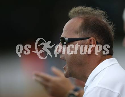 Fussball Regionalliga. WAC/St. Andrae gegen St. Stefan/Lav. Trainer Hans Peter Buchleitner (WAC/St. Andrae). Wolfsberg, am 7.8.2009.
Foto: Kuess
---
pressefotos, pressefotografie, kuess, qs, qspictures, sport, bild, bilder, bilddatenbank