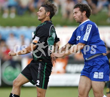 Fussball Regionalliga. St. Stefan/Lav. gegen BW Linz. Harald Feichter (St. Stefan), Torsten Knabel (Linz). St. Stefan, am 18.8.2009.
Foto: Kuess
---
pressefotos, pressefotografie, kuess, qs, qspictures, sport, bild, bilder, bilddatenbank