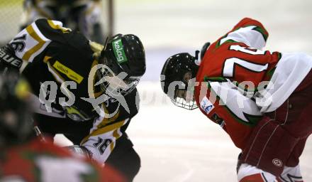Eishockey Frauen Bundesliga. DEC Dragons Klagenfurt gegen EHC Gipsy Girls Villach. Lisa Waldner (Klagenfurt), Martina Bacher (Villach). Klagenfurt, am 21.10.2009.
Foto: Kuess
---
pressefotos, pressefotografie, kuess, qs, qspictures, sport, bild, bilder, bilddatenbank