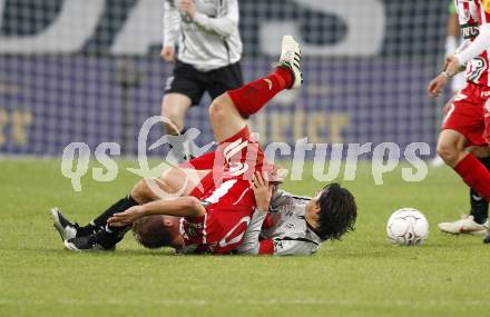 Fussball. Tipp3-Bundesliga. SK Austria Kelag Kaernten gegen SV Superfund Kapfenberg. Jocelyn Blanchard,  (Austria Kaernten) David Sencar (Kapfenberg). Klagenfurt, 24.10.2009.
Foto: Kuess  

---
pressefotos, pressefotografie, kuess, qs, qspictures, sport, bild, bilder, bilddatenbank