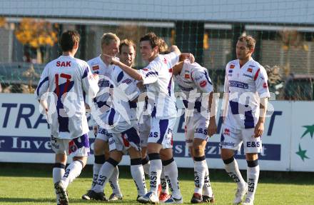 Fussball Regionalliga. SAK Klagenfurt gegen SK Sturm Graz Amateure. Torjubel (SAK). Klagenfurt, am 31.10.2009.
Foto: Kuess
---
pressefotos, pressefotografie, kuess, qs, qspictures, sport, bild, bilder, bilddatenbank